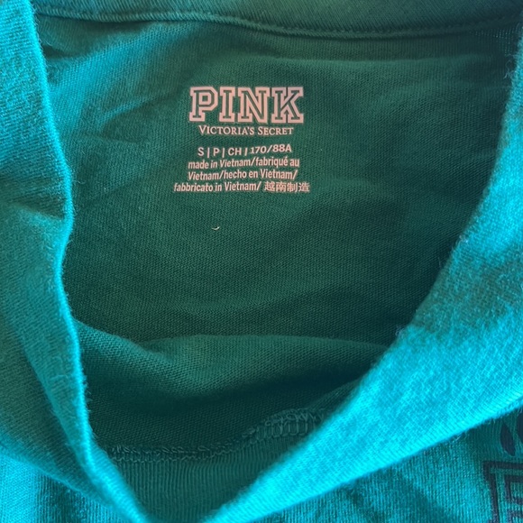 NWOT PINK SMALL CROPPED LONG SLEEVED SHIRT, GREEN COLOR - Picture 3 of 3